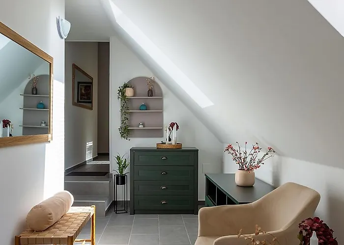 Vendeghaz בית הארחה 3*