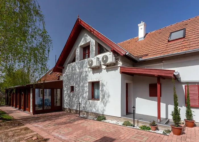 בית הארחה Vendeghaz 3*